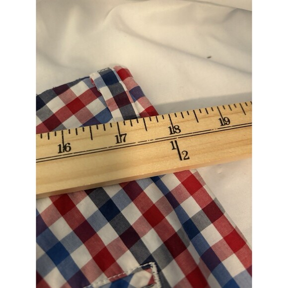 Vineyard Vines Red white and blue checkered Breaker shorts size 36 100% Cotton - Picture 4 of 6